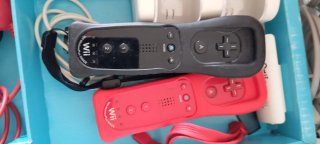 Nintendo Wii Super Mario Bros. Wii Pack