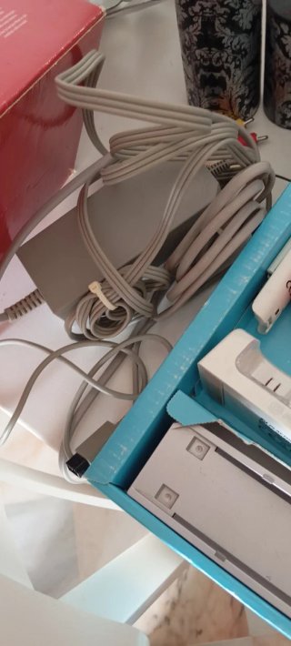 Nintendo Wii Super Mario Bros. Wii Pack