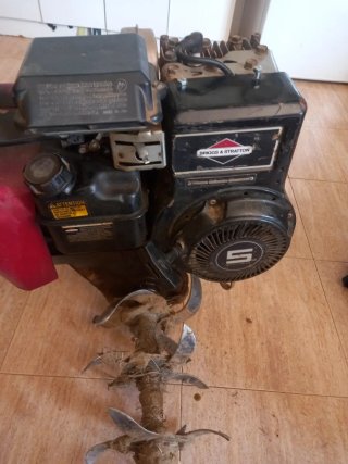 Motocultor Del Verde 5.5 HP,motor Briggs&Stratton.