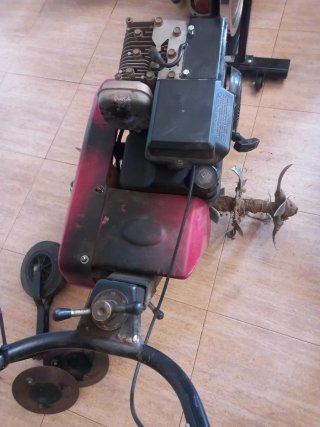 Motocultor Del Verde 5.5 HP,motor Briggs&Stratton.