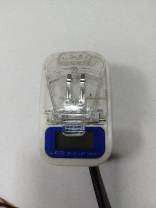Caricabatterie Universale LCD USB cellulari vintag