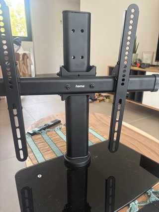 Soporte TV Hama con pie hasta 65”