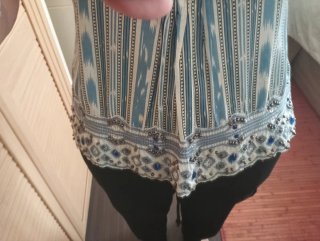 Top Isato pedrería azul y blanco Talla M/L
