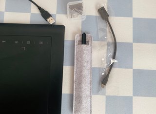 Tableta Gráfica con Lápiz y Accesorios