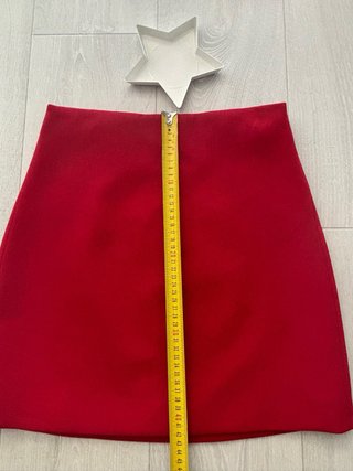 Falda Zara Roja T. XS