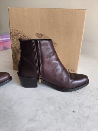 Botines marrones de piel