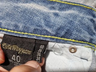 Minigonna vintage denim pieghe effetto sfrangiato
