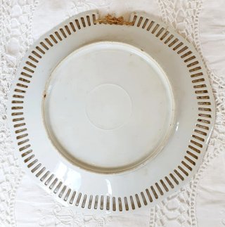 Platos postre de Porcelana. Y otro loza decorativo