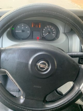 Opel Vivaro 2007 9 plazas