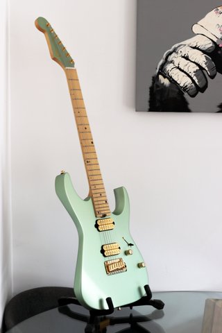 Charvel DK24-7 Angel Vivaldi Signature + gigbag