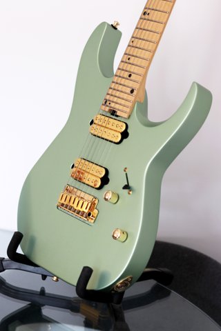 Charvel DK24-7 Angel Vivaldi Signature + gigbag