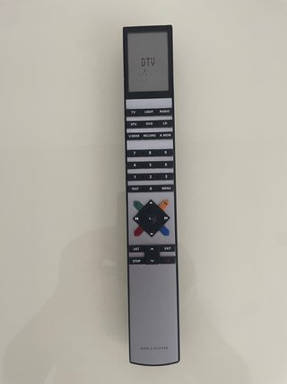 TV Bang & Olufsen Plata/Negro