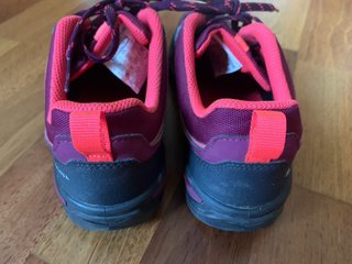 Zapatillas Montaña T.36 Morado/Rosa