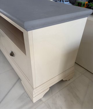 Mueble TV estilo provenzal francés beige/gris