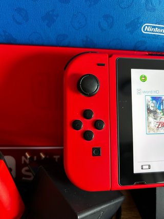 Nintendo Switch Edicion Mario Odyssey + accesorios
