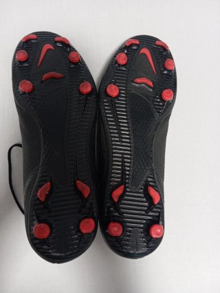 Botas de fútbol Nike Phantom Negras
