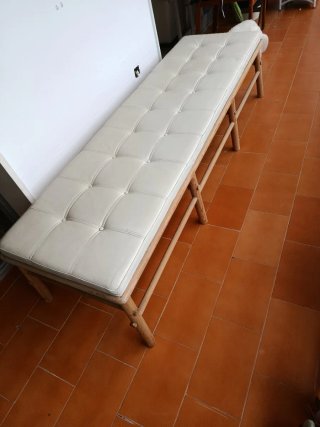 Sofá Multiusos/Diván Madera y Piel sintética.
