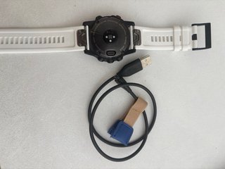 Garmin Fenix 5x Sapphire Plata y Blanco