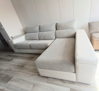 Sofá Chaise Longue Piel y Tela Beige