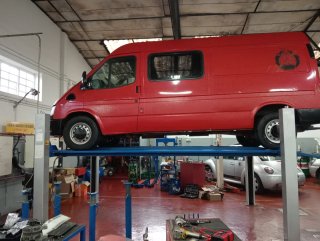 Ford Transit 2000 camper