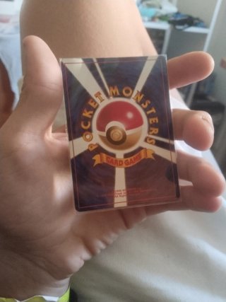 Carta Pokémon Zapdos (Base Set)