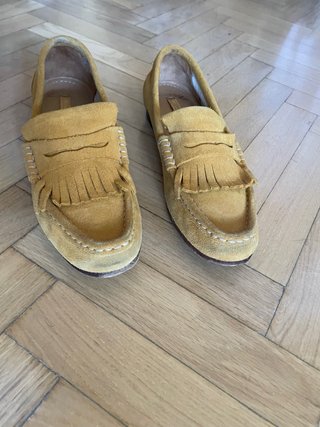 Mocasines Massimo Dutti flecos mostaza