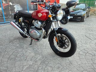 Royal Enfield Interceptor 650 Roja