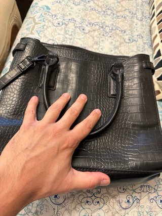 Borsa Aldo Nera Effetto Coccodrillo
