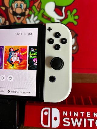 Nintendo Switch OLED Bianca + Accessori PERFETTI