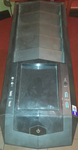 Torre PC Zalman AMD A10 6800k Negra