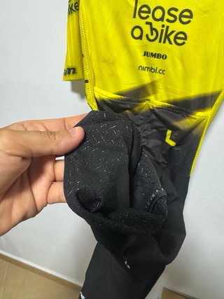 EXCLUSIVO ROADSUIT  AERO RACE VISMA LEASE A BIKE S