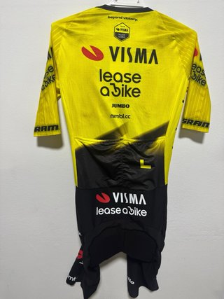 EXCLUSIVO ROADSUIT  AERO RACE VISMA LEASE A BIKE S