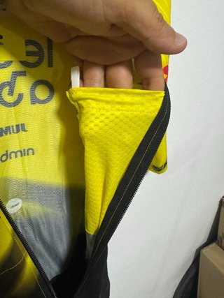 EXCLUSIVO ROADSUIT  AERO RACE VISMA LEASE A BIKE S
