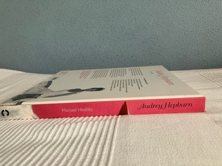 Audrey Hepburn libro + CD