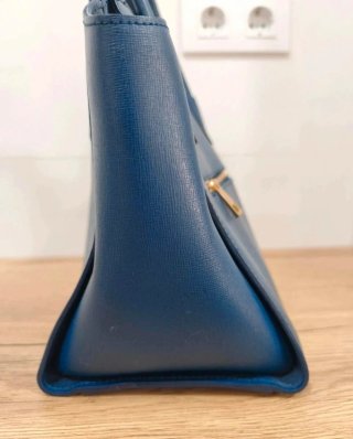 Bolso de piel azul