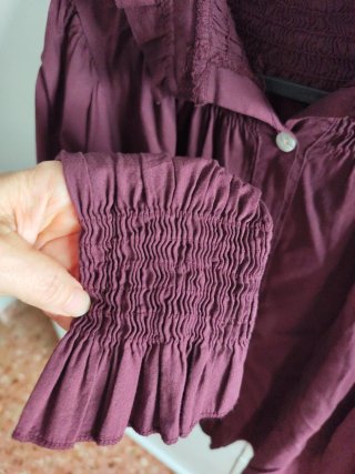 Camisa de mujer,color berenjena