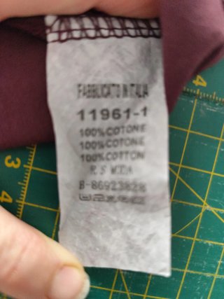 Camisa de mujer,color berenjena