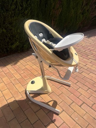 Trona bebe marca Mimo moon