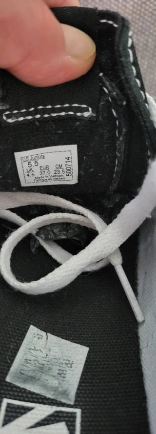 Zapatillas Vans Talla 37 Negras y Plateadas