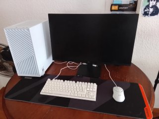 Torre Gaming Vacía