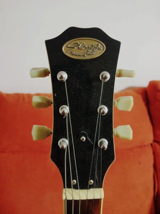 Guitarra Eléctrica Roja