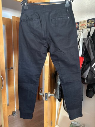 Pantalón Pull and Bear Negro