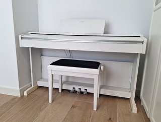 Piano Digital Yamaha Arius YDP-143 muy buen estado