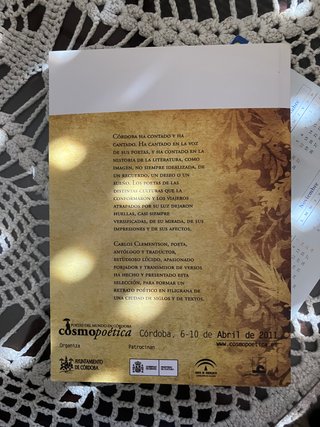 Libro "Amarillo perfil de arquitectura"