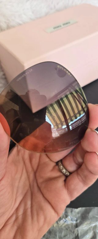 Gafas de sol Bvlgari doradas y marrones