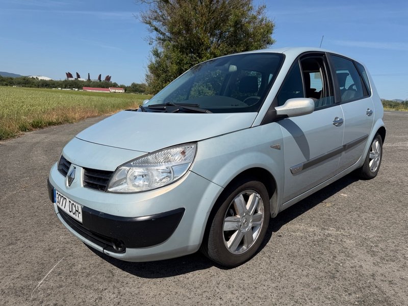 Renault Scenic 1.5dci - foto 1