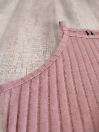 Conjunto SHEIN falda y top rosa Talla S/M