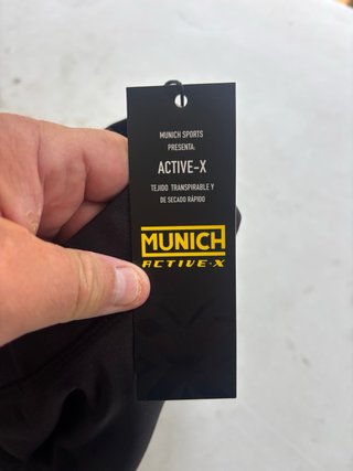 Falda Munich Negra Talla S