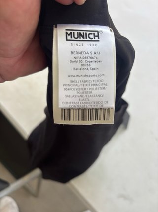 Falda Munich Negra Talla S