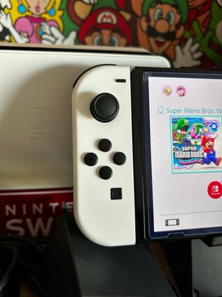 Nintendo Switch OLED Mario Kart 2024 CON GIOCO PREINSTALLATO